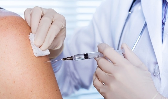 Pharmacies to share flu vaccine data with GPs after successful pilot